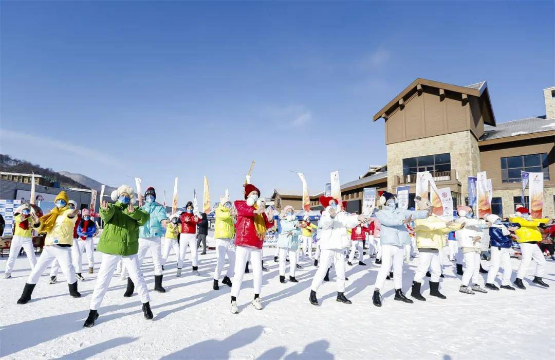 第27届吉林国际雾凇冰雪节盛大启幕!_活动_滑雪_主题