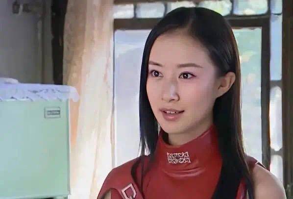 丰盈女明星的苹果肌是“玄学”？王子文奚梦瑶变贵气，杨紫舒畅太显老