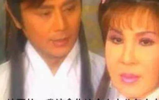 西门|被全网骂了二十多年的西门大妈，与男神演亲密戏，黯然退圈之谜