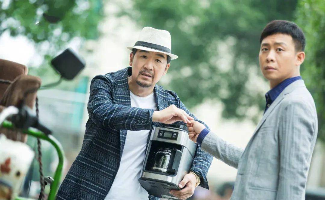 生活|【2月6日初二】《我的亲爹和后爸》一个儿子两个爸|点播推荐