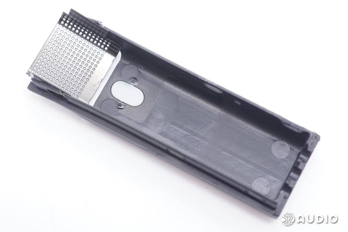 产品|采用njoinic英集芯IP5303的移动电源IC，威麦科技麦克风开箱拆解报告