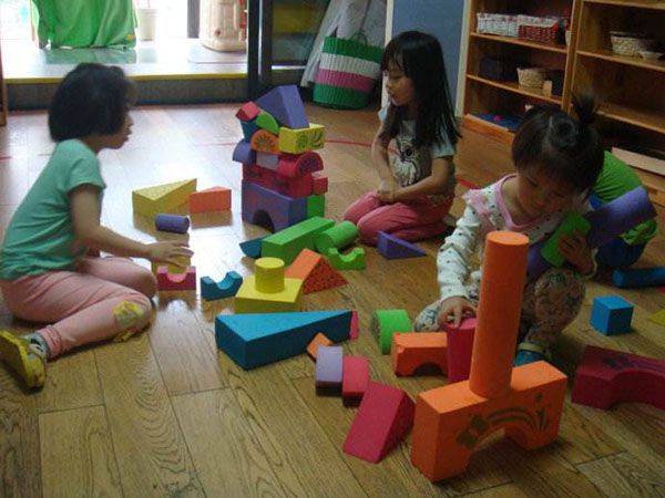 方法|如何让孩子学会与他人分享？方法其实很简单，一起来了解一下！