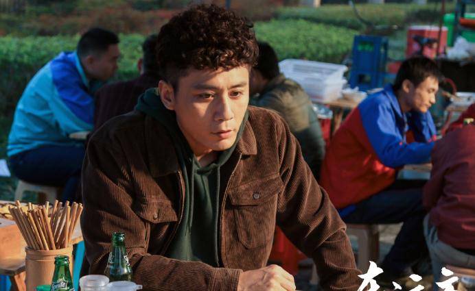 马伊琍|《在远方》来袭，马伊琍被嘲颜值不够，剧中女配太美了！