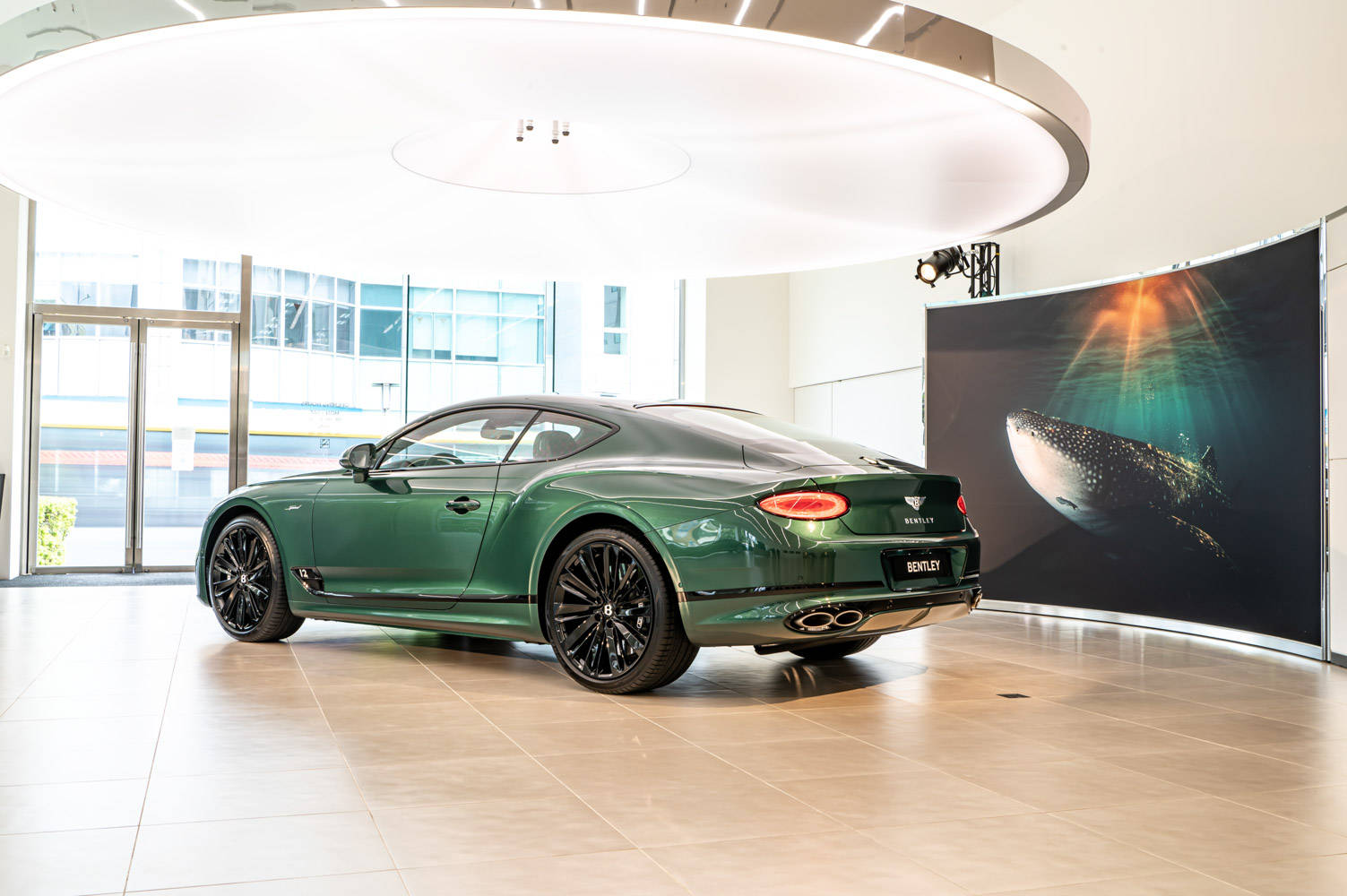 宾利展现英式工艺美感推出最新欧陆gtspeed