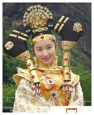 发型鸟窝、缝纫机、钢丝球，女明星奇奇怪怪的发型，笑得捂不住嘴