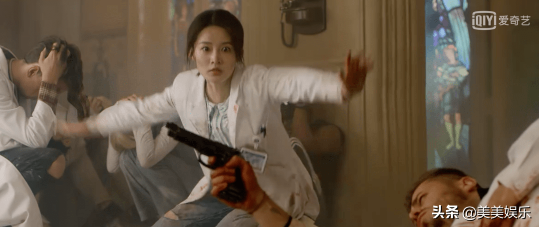 李沁黄|土甜！《爱上特种兵》剧本崩塌，李沁黄景瑜再怎么营业也无救