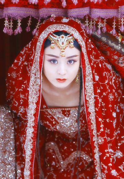 宇文玥|《蜀山战纪》之后，赵丽颖再演“魔女”，林更新、肖战或是男主？