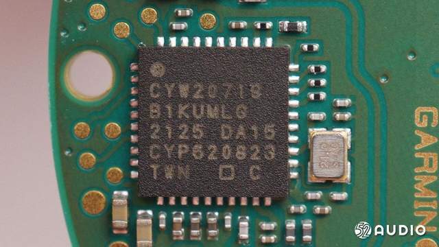 采用美信光学传感器，豪鹏科技电池，GARMIN佳明VENU2手表拆解报告