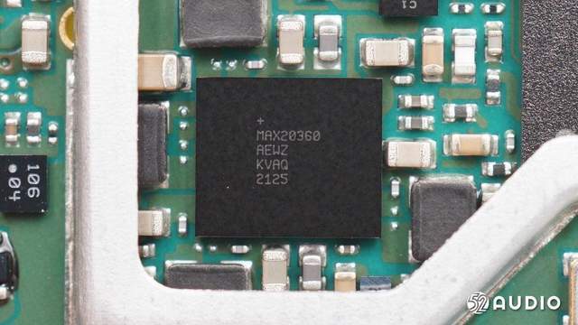 采用美信光学传感器，豪鹏科技电池，GARMIN佳明VENU2手表拆解报告