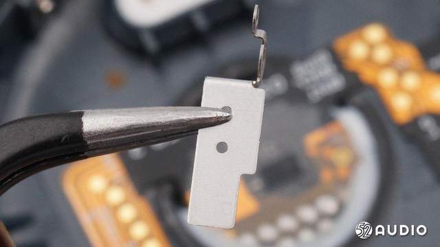 采用美信光学传感器，豪鹏科技电池，GARMIN佳明VENU2手表拆解报告