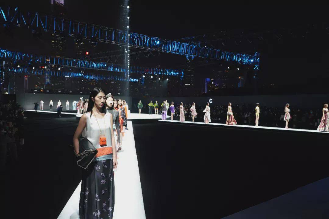 纺织 “海珠之约·数字时尚夜”活动举办
