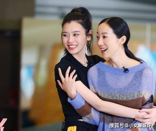 什么|“新晋导演”韩雪:砸钱导戏惨获差评,后靠什么逆袭赢王文也?