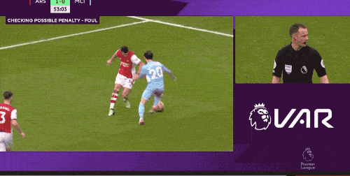 英超|2-1！补时逆转绝杀 英超15亿对决 2分钟内天堂到地狱：被判点球+空门打飞+红牌