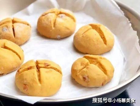 做法|早餐家人喜欢吃馒头,加点料营养更好吃,蓬松暄软,一次吃过瘾