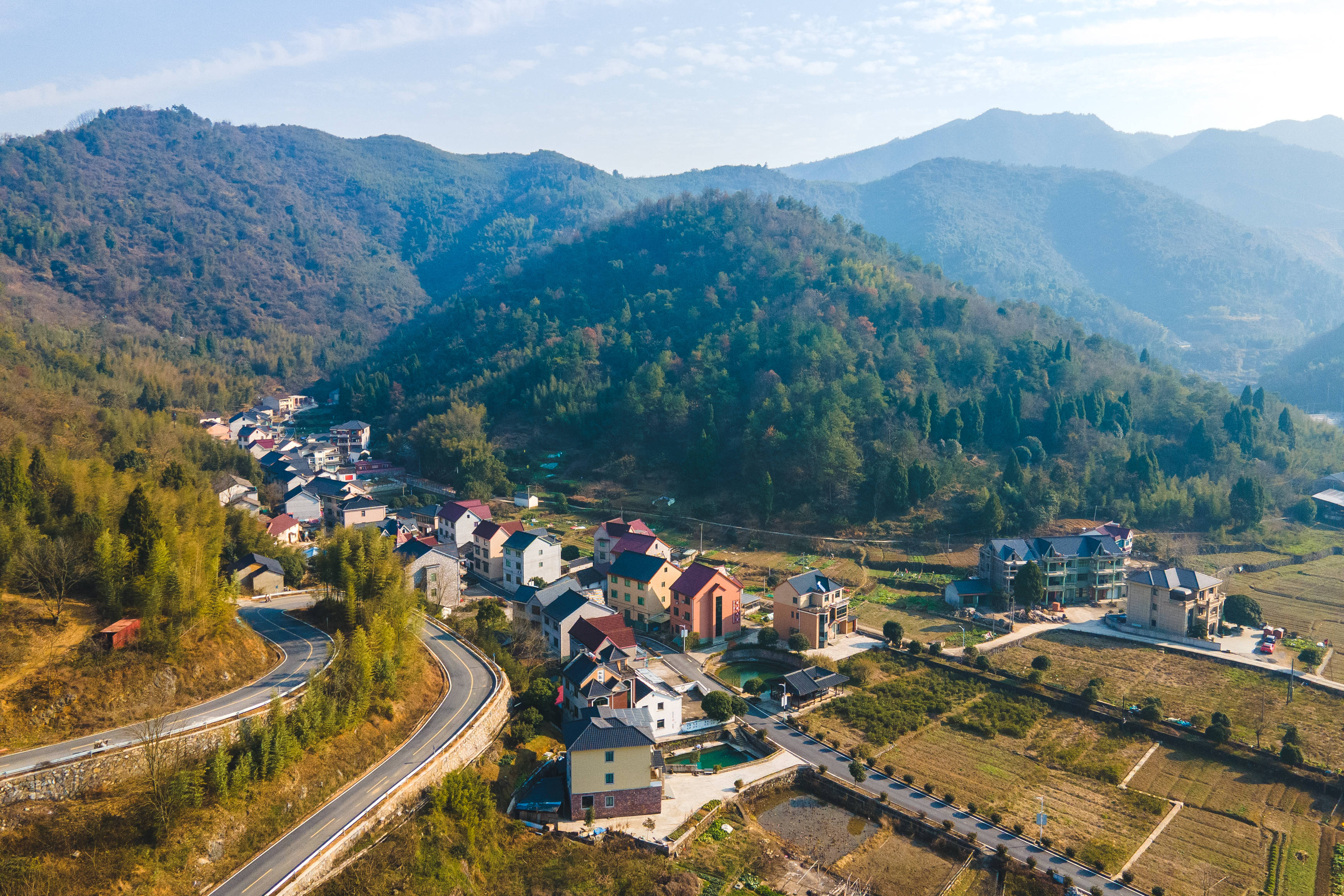 2022年第一站，藏在建德山中的“非遗村”，板凳龙已传承300多年