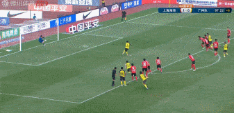 原创             豪气冲天！广州队8名U23掀青春风暴！没有超级外援一样围攻上港