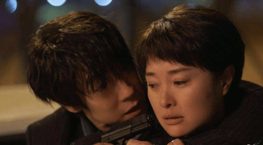 观众|又一女性大剧被央视点名宣传，凑齐三大女神，看清女配我愣住了