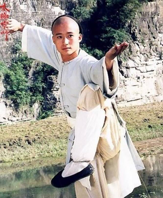 替身|当下中国影史票房前五三部有吴京,吴京为什么能成为票房密码