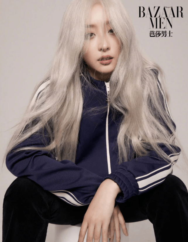 百变造型玩转潮酷时尚_长发_银色_摩登