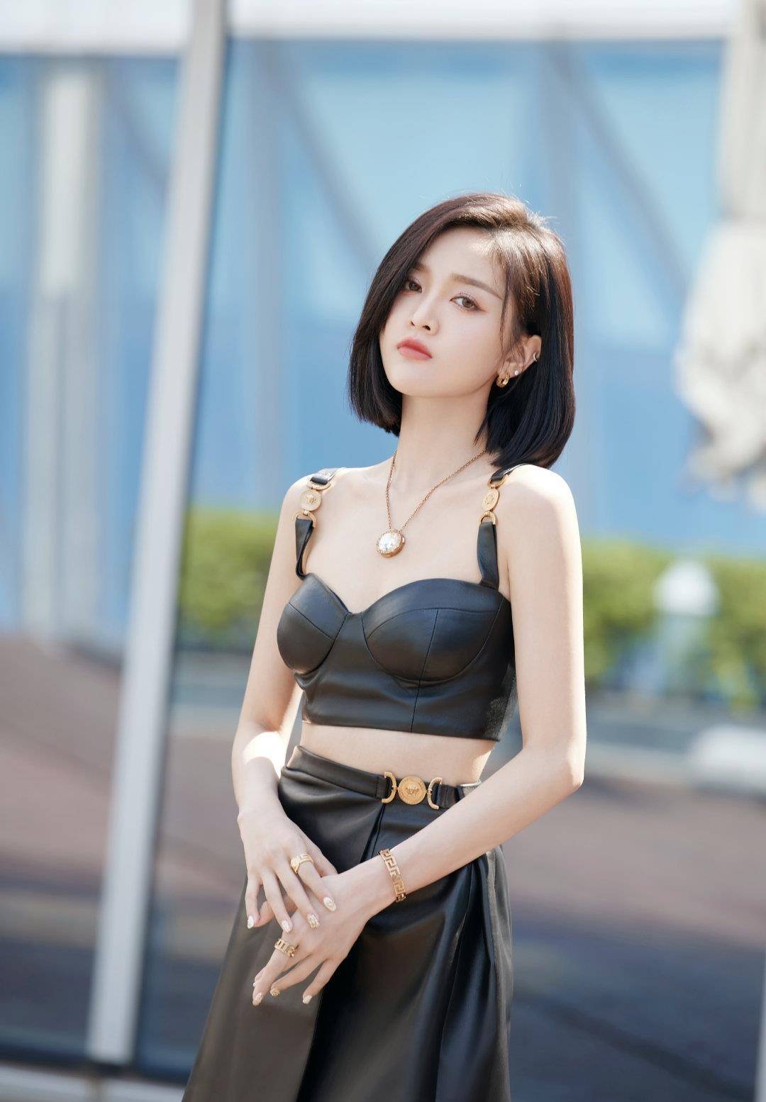 发型乐华三大女星，程潇pk吴宣仪pk孟美岐，谁最火辣？谁最美？