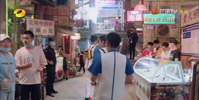 李维嘉|《元气满满的哥哥》开播，以为是男版浪姐，结果是《全员加速中》