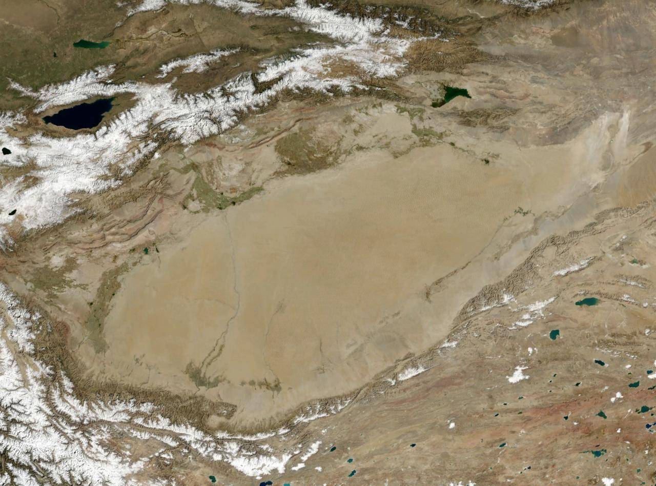 新疆沙漠中的“地下海洋”，为什么迟迟不开采？开采了会怎么样？