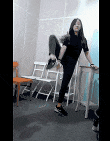 ��ЦGIFȤͼ���ǵ�Сѧ��ʱ�򿴵�ͬѧ͵�ķ���