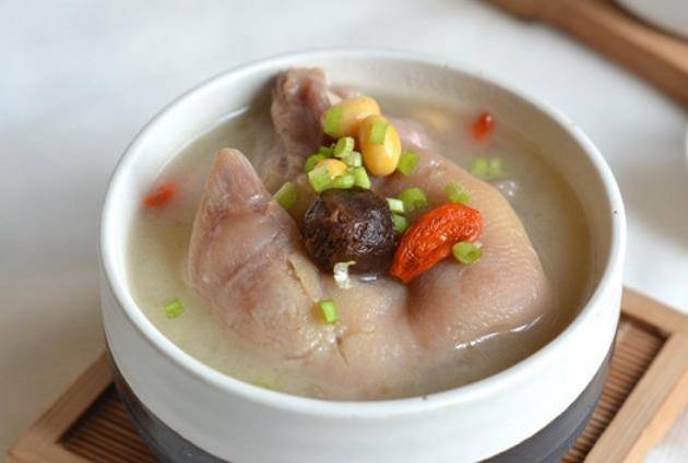 猪脚怎么煲汤不腻 495d1a93dfc64c5ba343edc3983e3693.jpeg