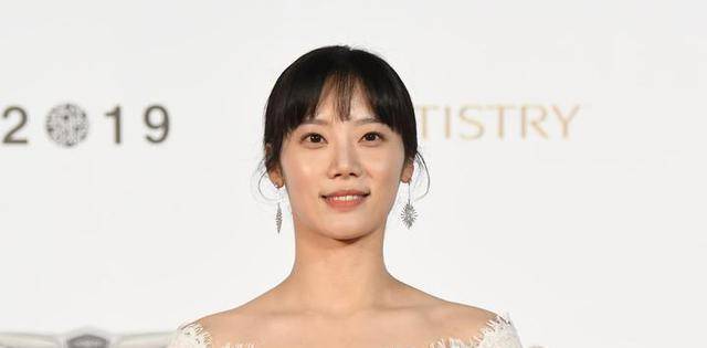 剧情|1月正在热播8部韩剧：《花开时想月》被吐槽老套，宋慧乔新剧将完结