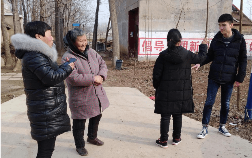 原创21岁女孩回老家父母一天安排27场相亲见完看照片谁谁分不清楚