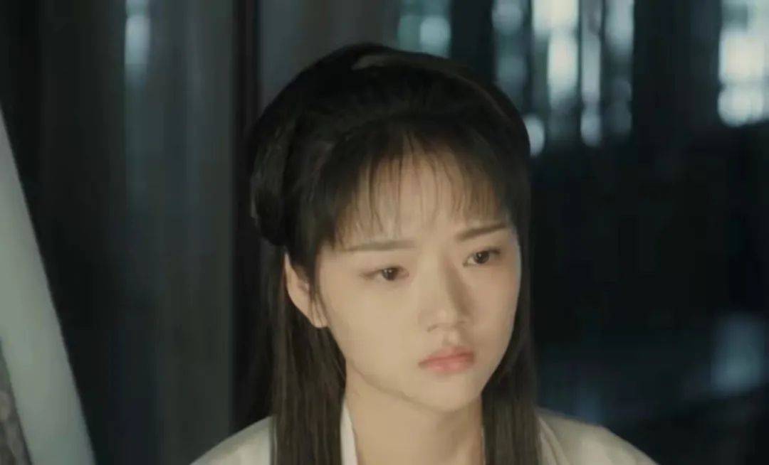 鼻翼谁说鼻子高才出美人？这10位小鼻子、塌鼻子女星，个个精致可爱