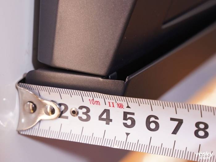 刀锋造型、超大吸力 创维薄镜6 Pro抽油烟机评测