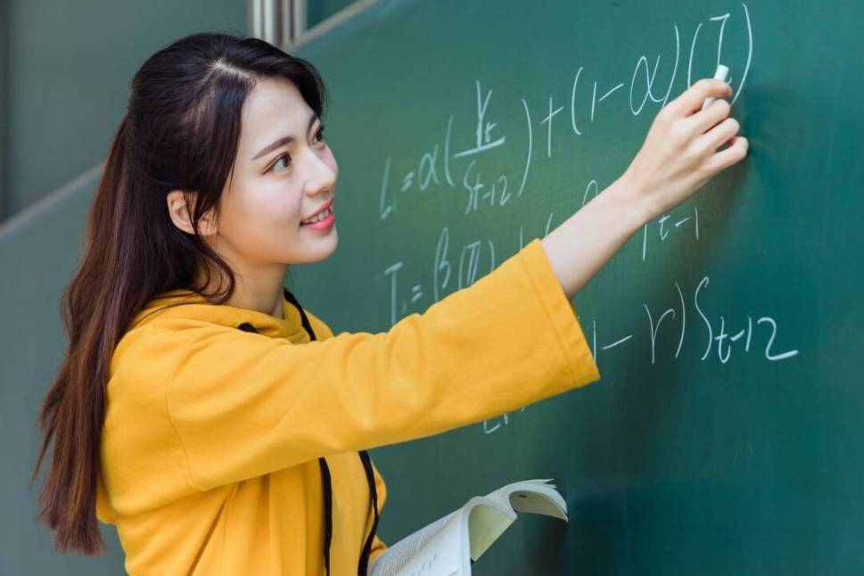 什么样的女生才会跟你谈心 f8c5f6a0d7aa4281800545d54e32eca8.jpeg