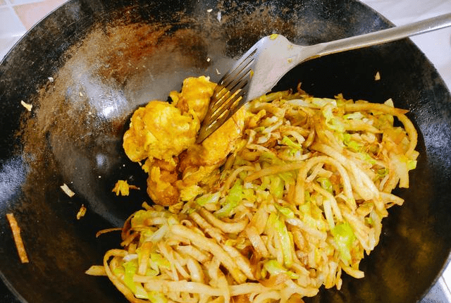 圆白菜|天冷别不懂早餐咋吃，这一干一稀值得每周都做，健康营养做着省事