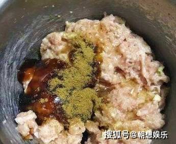 饺子馅放酱油吗 404ae535355f4d7f88893f538238d310.jpeg