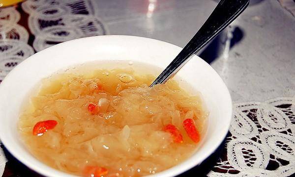 银耳怎么泡发才好吃 693df04f6623411594ebd45f1599e778.jpeg