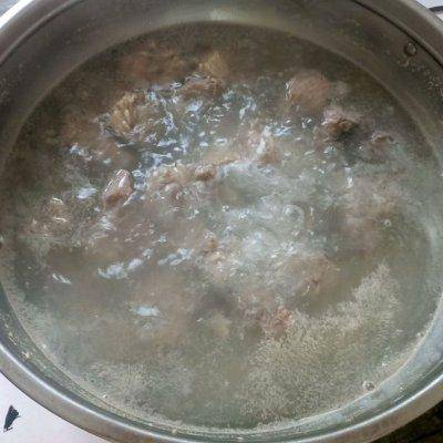 莲藕排骨汤怎么做最好吃 067dddf91ca74e1eb3e5d42d41b0b179.jpeg