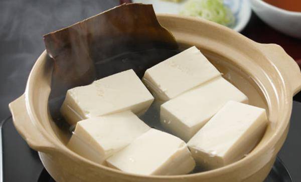 豆腐什么人不宜食用 3e272f1dd7d0457689b5d29423360200.jpeg