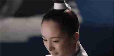 显得撞脸葛优、演清宫戏都不用剃头的，“秃头”毁了多少高颜值明星？