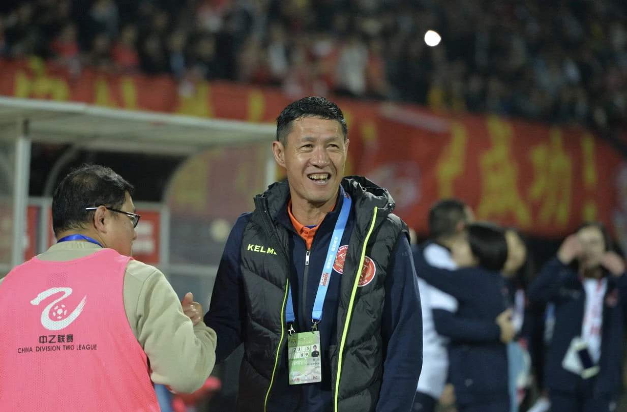 职业化之前,那些为"十冠王"辽宁队效力的外省球员_李强_姜峰_汤乐普