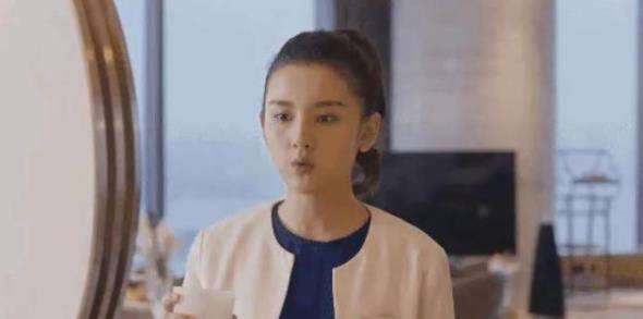 本人|宋祖儿回应“喝马桶水”的味道：林可颂行为不要上升本人