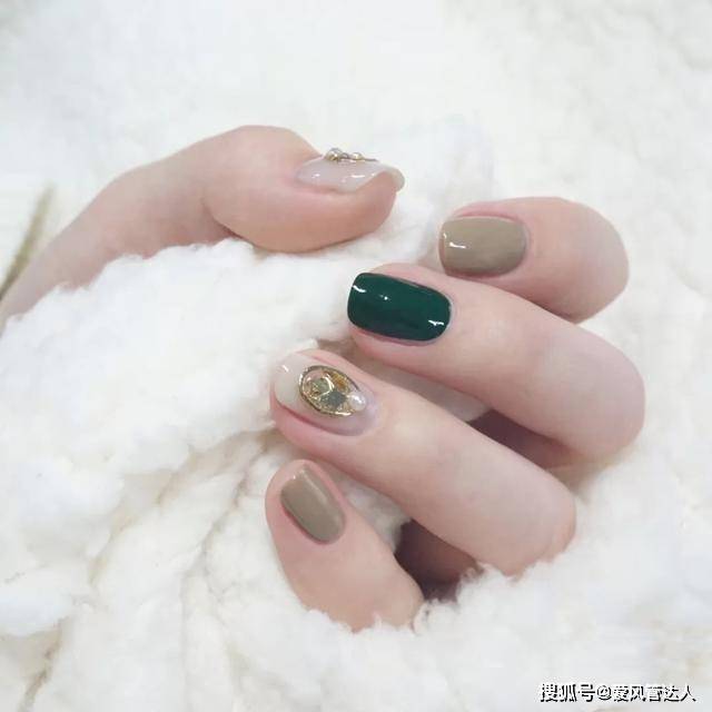 事情学美甲最难的是什么？想学美甲的姑娘，快点了解一下