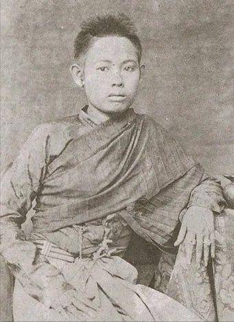 国王的女侍卫 ac73308d03224d86a2becefb5e02bc9e.jpeg