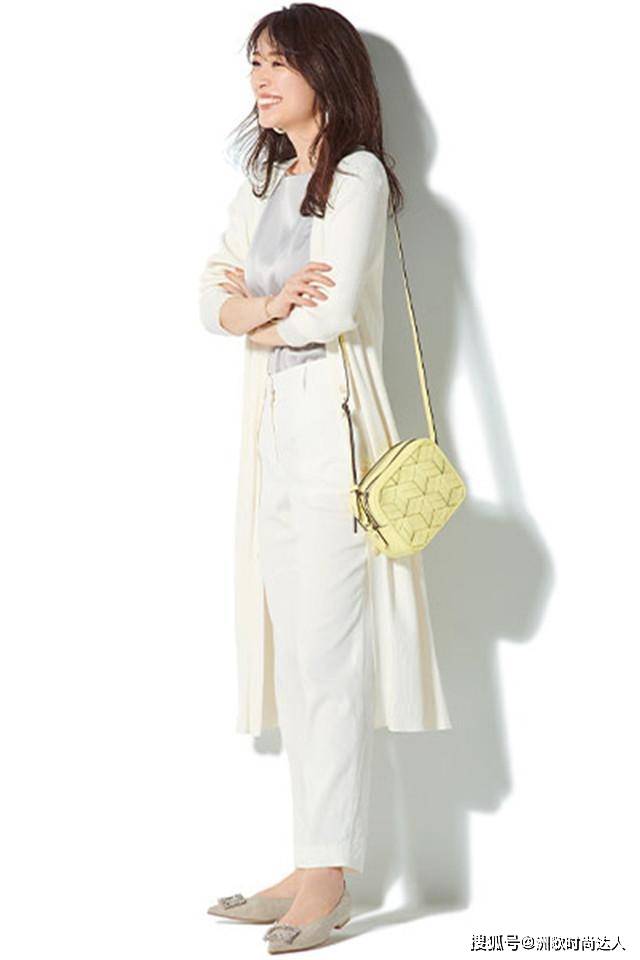 黑色 春季该如何搭，是清爽感的白色，还是有女人味的颜色呢？