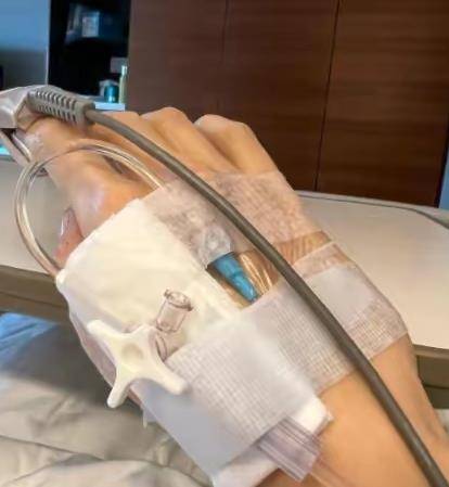 原创李嘉欣突然病重入院牵动网友们的心她到底怎么啦48小时捡回来了