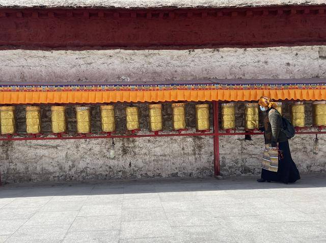 拉萨|拉萨拼饭遇见：是谁长期滞留在西藏，为啥年纪轻轻啥也不干