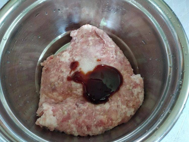 因为|包饺子选肉，内行人专选这“3个部位”，饺子馅不干不柴，还不腻