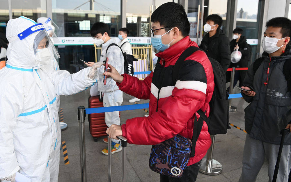 统一安排|新华全媒+ | 西安首批低风险区域高校学生离校返乡