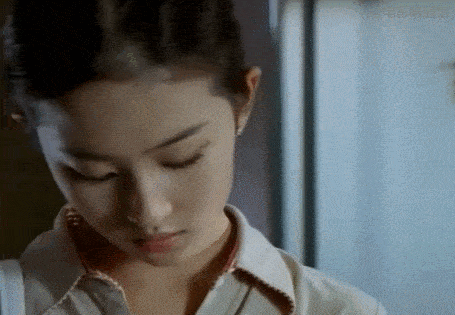 青春女星少女时期惊艳照：陈德容15岁张柏芝16岁徐若瑄18岁惊为天人