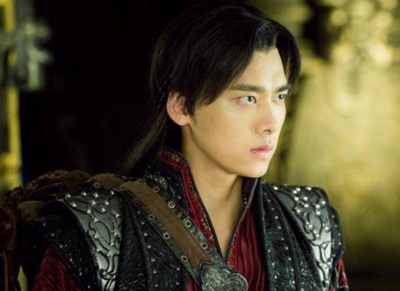 剧情|1天播放量破1亿，李易峰出手就是王炸剧，国产古装剧又有天花板了